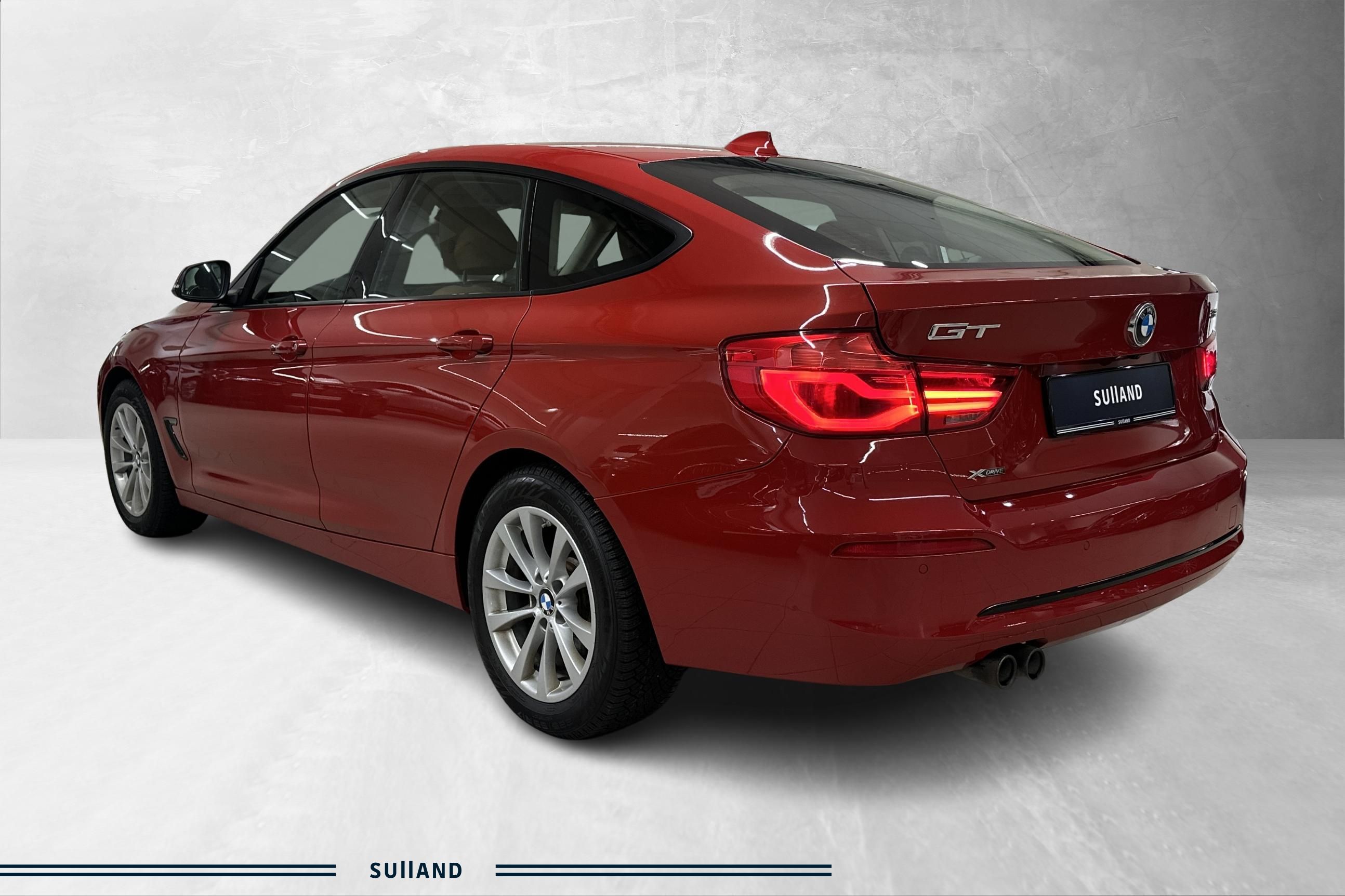 Thumnail bilde 2 av BMW 320d xDrive GT