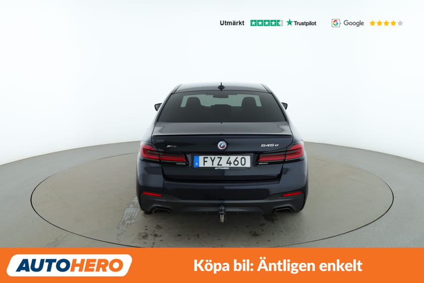 Bild 4 av BMW 545e xDrive Sedan M Sport / CarPlay, Drag, Helljusassist