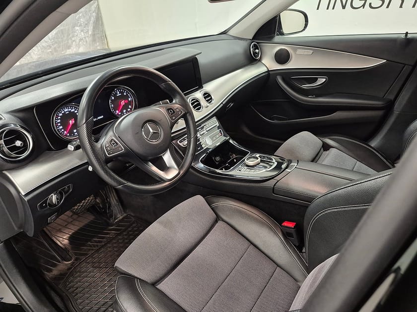 Bild 2 av Mercedes-Benz E 220 T d KOMBI CDI 194HK