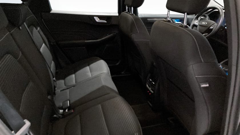 Bild 5 av Ford Kuga Plug-In Hybrid 2.5 225hk Titanium 3795kr/mån Privatleasing