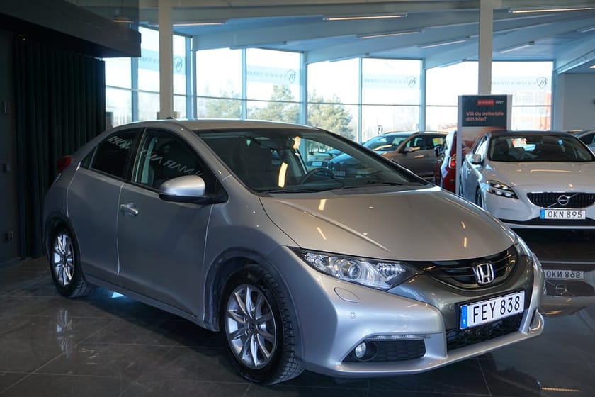 Bild 2 av Honda Civic 1.6 i-DTEC Lifestyle 120hk Backkamera