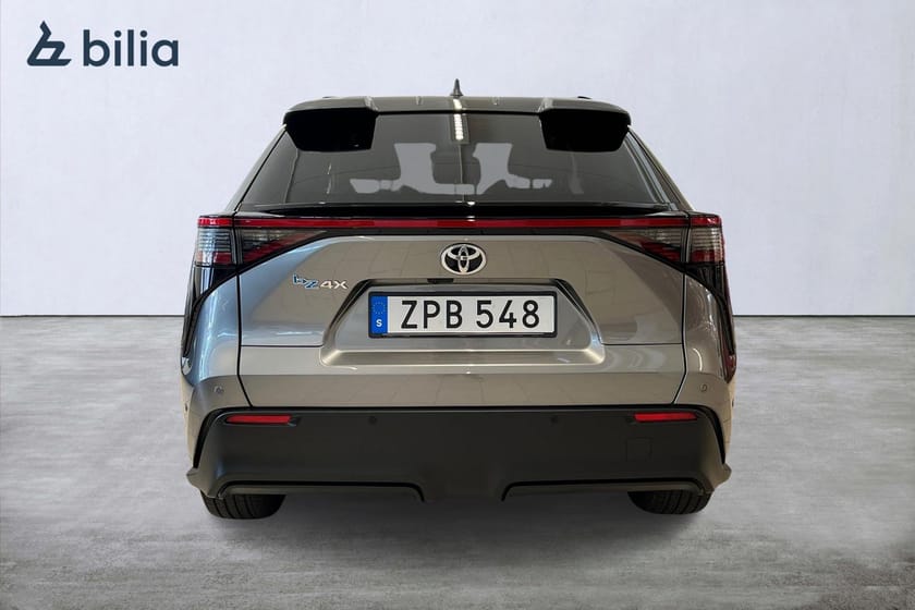 Bild 5 av Toyota bZ4X 2WD Executive JBL 360-kamera