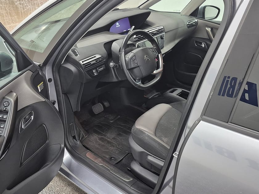 Bild 2 av Citroën C4 Grand SpaceTourer 7-sits 130HK Navi Aut