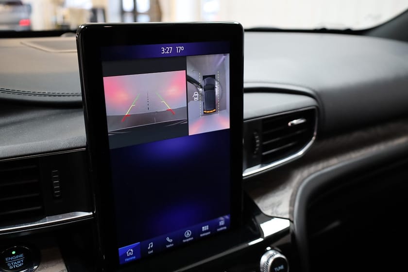 Bild 4 av Ford Explorer Plug-In Hybrid PHEV 3.0 Platinum | Pano | Dragkrok