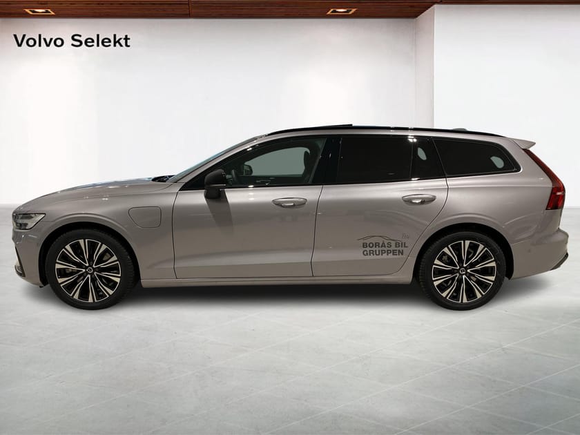 Bild 3 av Volvo V60 T8 Plus Dark Nordic Edition - Demo