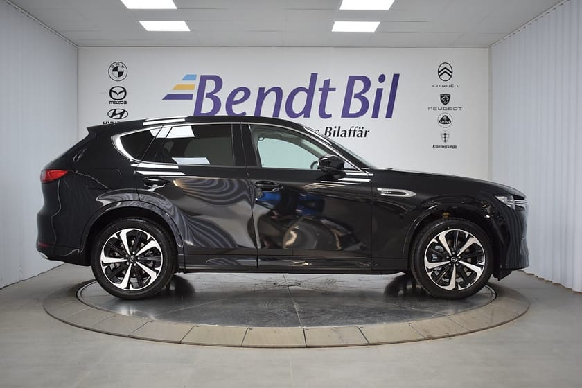 Bild 4 av Mazda CX-60 PHEV 4WD | Takumi Plus | Glastak | Vitt Nappaläder