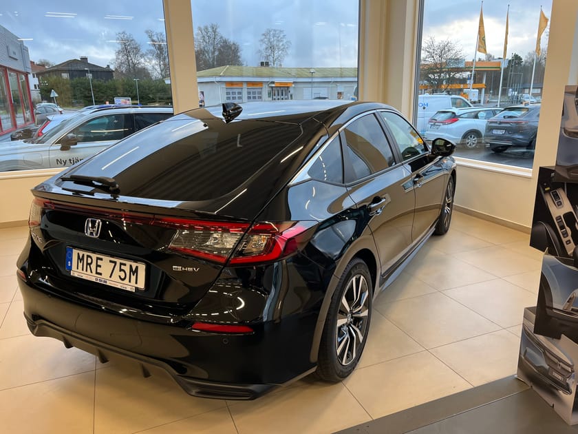 Bild 2 av Honda Civic e:HEV Köp bilen online på www.erbil.se