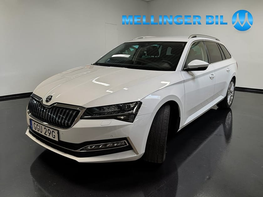 Bild 5 av Škoda Superb iV Kombi Skoda  Plugin Hybrid 218 hk Business Style Läder Drag Värmare