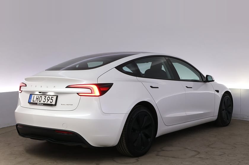 Bild 5 av Tesla Model 3 Long Range AWD Highland Autopilot Pano