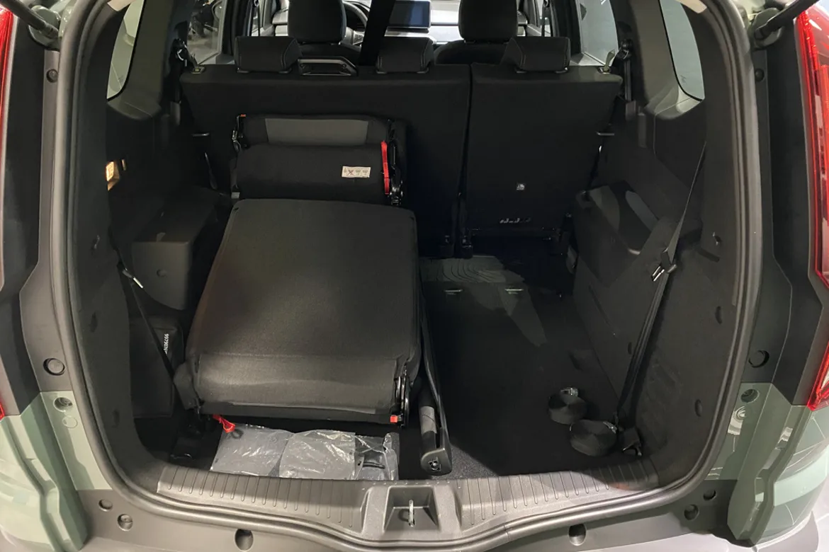 Dacia Jogger 7-sätes HYBRID 140