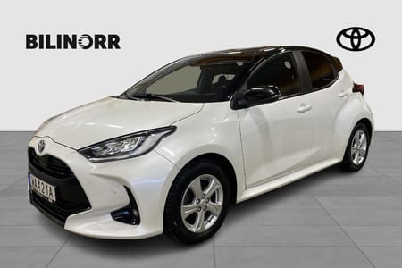 Toyota Yaris Hybrid 1,5 5D STYLE BI-TONE, JBL, SÄKERHETSPAKET | Vinterhjul