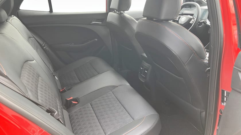 Bild 5 av MG 3 Hybrid+ Luxury 190hk DEMOBIL 190 HK DEMOBIL 3,95% KAMPANJ*