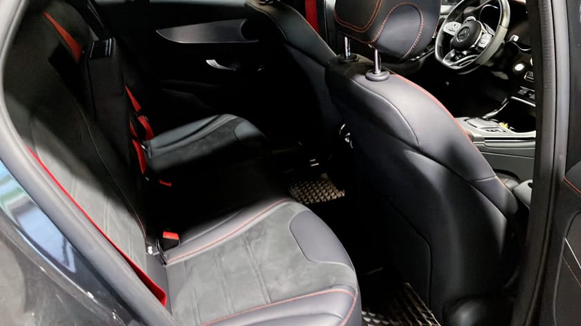 Bild 5 av Mercedes-Benz GLC 300 de Coupé 4MATIC AMG LINE PLUS/DRAG/360