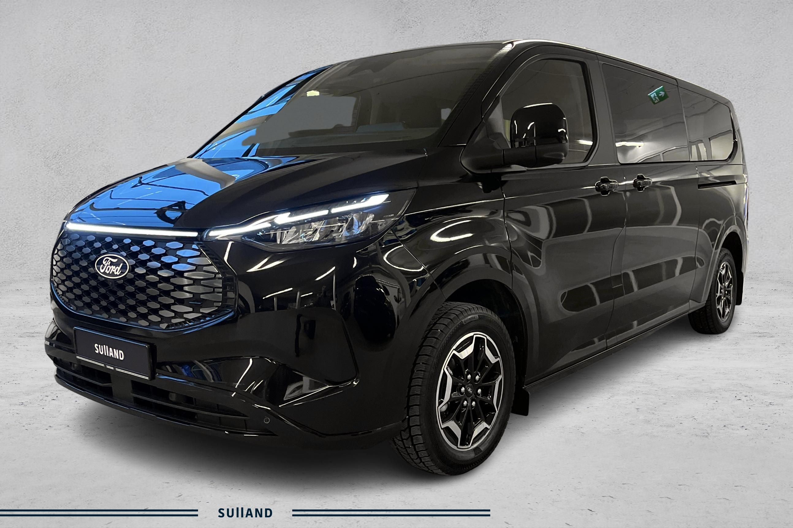 Ford E-Tourneo Custom 340