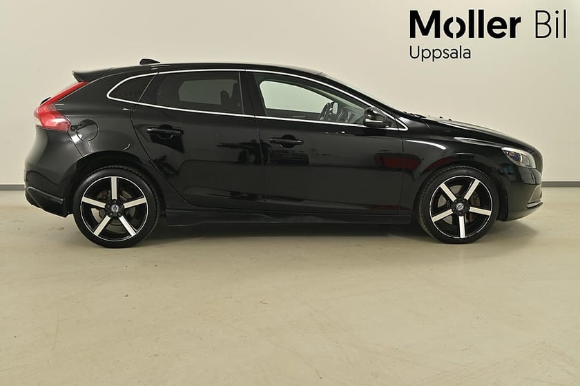 Bild 2 av Volvo V40 D4 190hk, Momentum Business Edition, Värmare