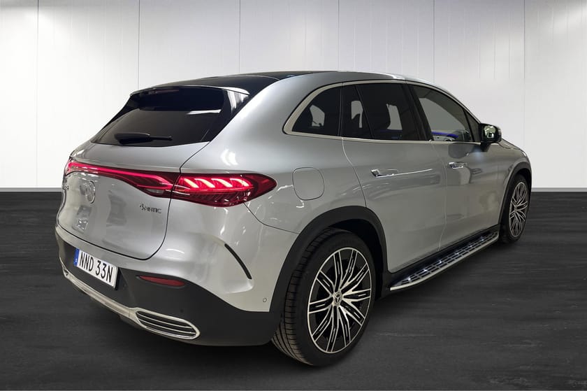 Bild 4 av Mercedes-Benz EQE SUV 350 4MATIC AMG / RattVä / FörarPkt / Burm / Pano