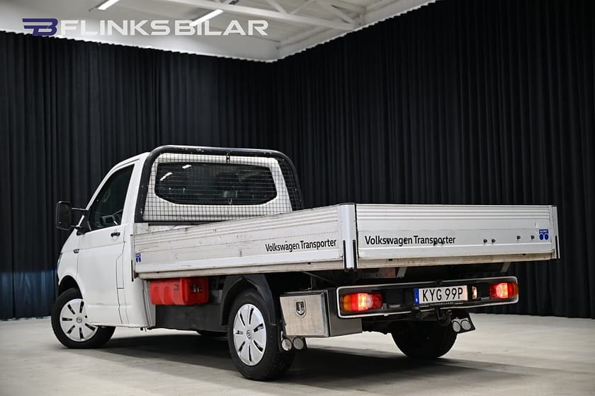 Bild 4 av Volkswagen Transporter Chassi Cab 4Motion DSG 150HK Flak|LED|Drag|Värmare|Leasebar