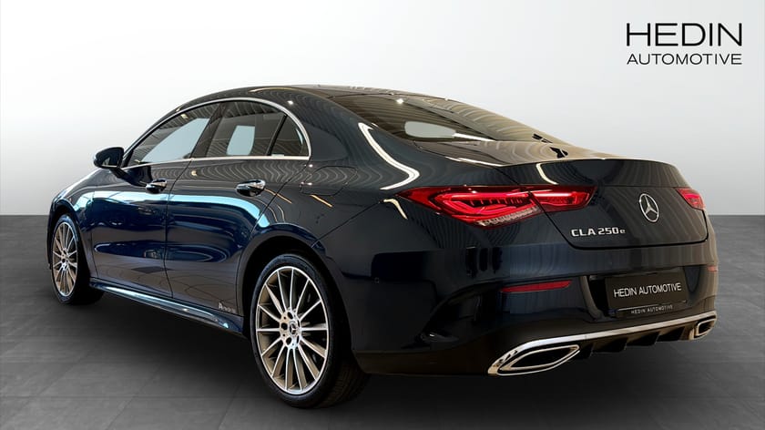 Bild 3 av Mercedes-Benz CLA 250 e COUPÉ  AMG Line Pano