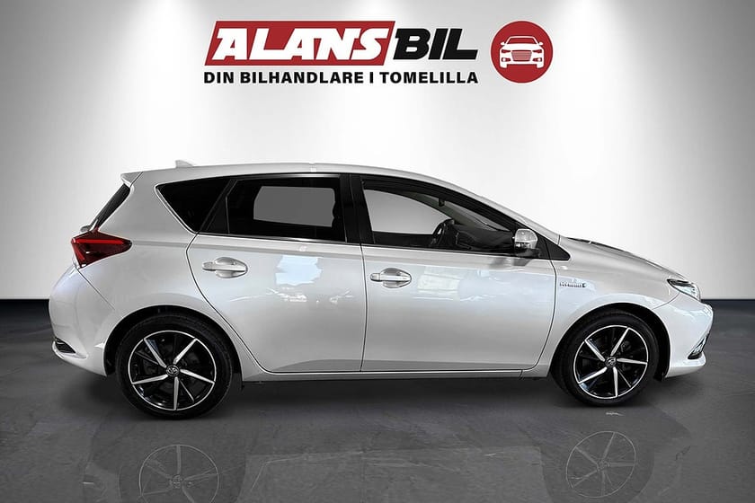 Bild 2 av Toyota Auris Hybrid e-CVT Touch & Go Edition Euro 6