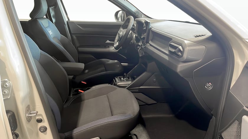 Bild 3 av Dacia Duster Hybrid 155 Expression 155hk PL fr 2990kr/mån.