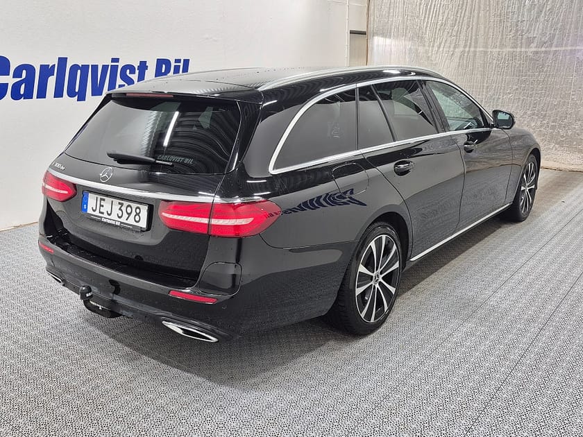 Bild 4 av Mercedes-Benz E 300 de T PLUG-IN KOMBI Plug in 306HK SE-Edition
