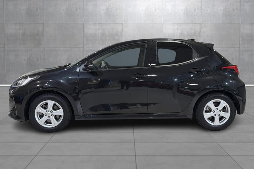 Bilde 2 av Toyota Yaris Hybrid 115 1,5 Active Tech