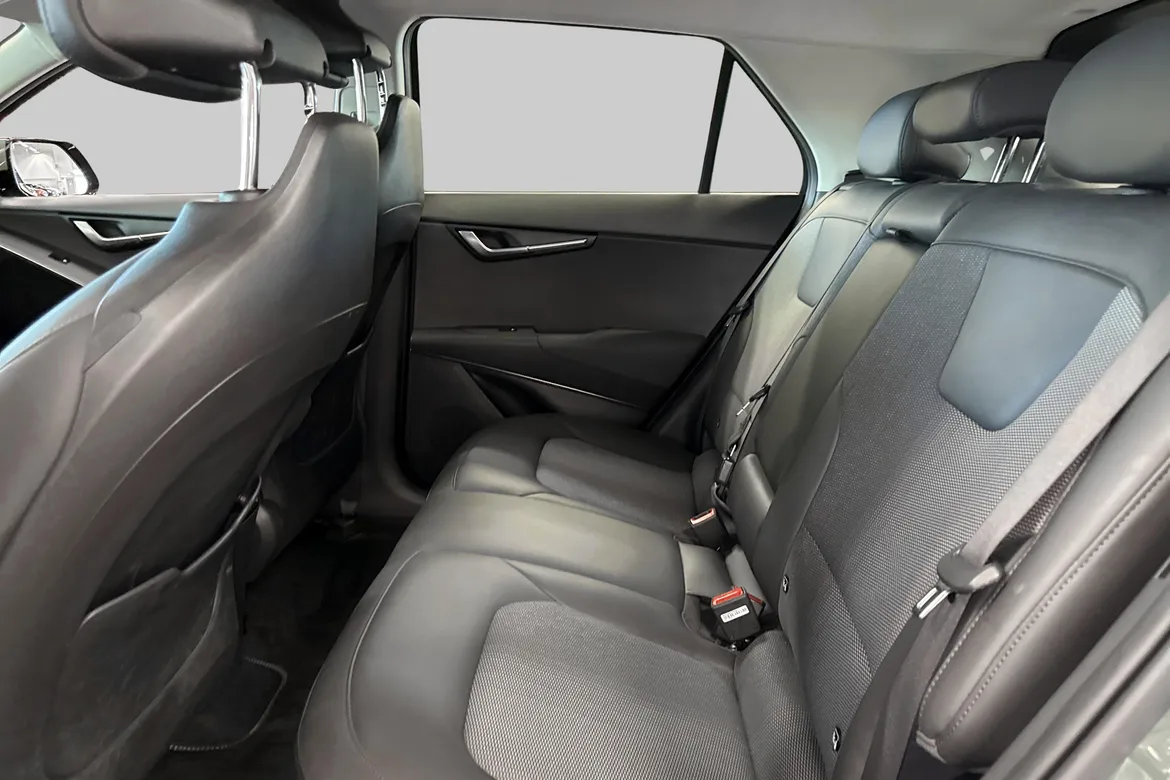 picture of a car