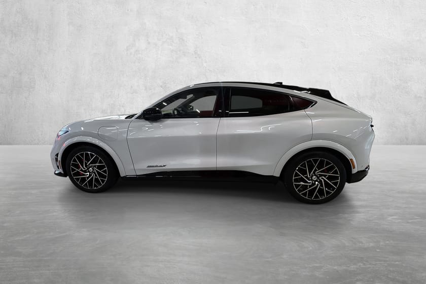 Bilde 2 av Ford Mustang Mach-E GT LongRange AWD 487hk 540WLTP