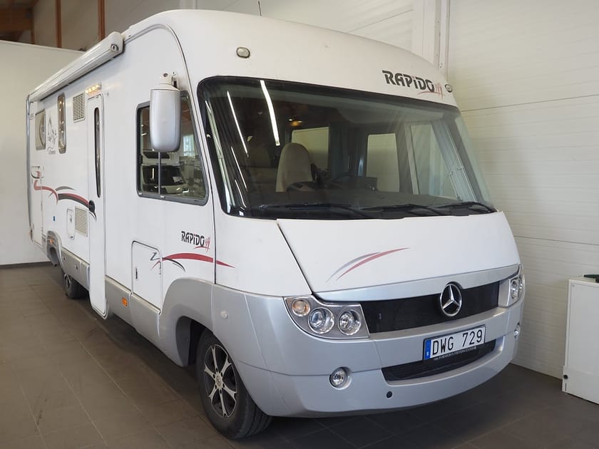 Bild 1 av Rapido Campervan Mercedes-Benz M996 Mercedes Benz I Aut I 150hk I Långbäddar