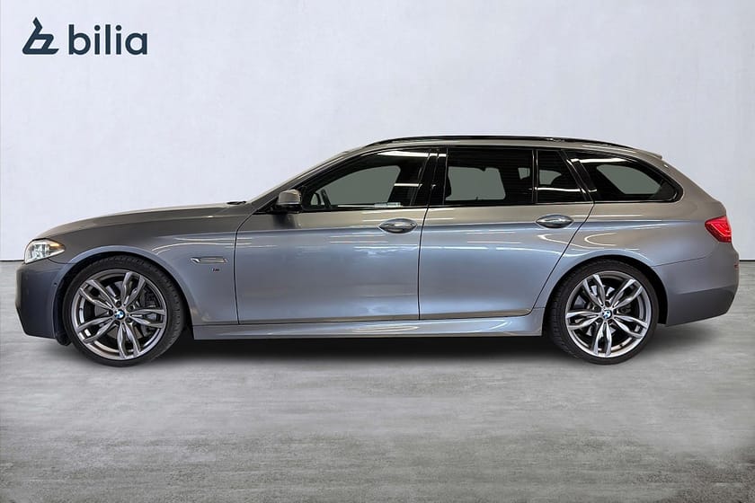 Bild 4 av BMW M550d xDrive Touring M550 M Sport/ Inovation edit/ Pano/ Se Spec