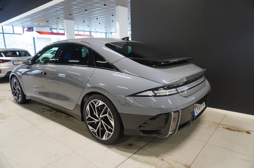 Bild 5 av Hyundai Ioniq 6 Advanced 77.4 kWh 228hk Adaptiv Fart Nav