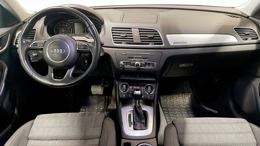 Bild 4 av Audi Q3 2.0 TFSi Proline Quattro S Tronic Drag Motorv Kupeuttag