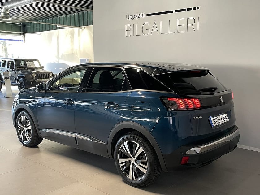 Bild 4 av Peugeot 3008 HYBRID4 300 Allure Plug-in Hybrid 4WD 300hk - 59km räckvidd