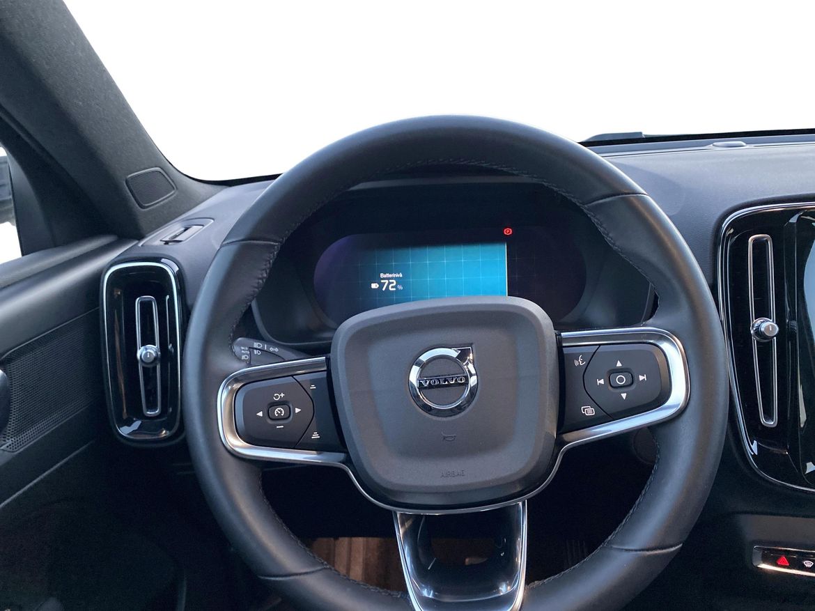 Volvo XC40 2023 - miniatyr 9