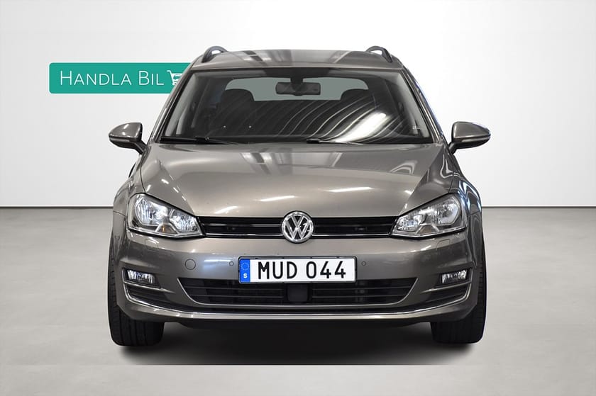 Bild 3 av Volkswagen Golf Sportscombi 2.0 GT Navi B-kam Carplay D-värm AdaptivF Dragkrok