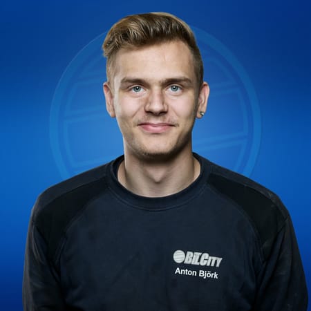 Anton Björk - Mekaniker  