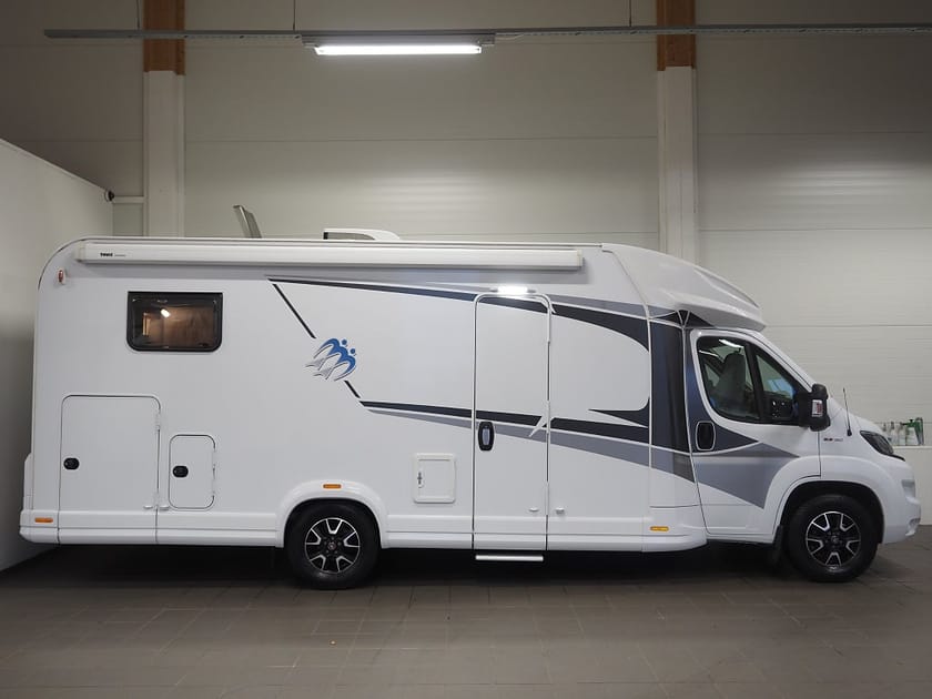 Bild 3 av Knaus Campervan Fiat Live Wave 700 MEG Dragkrok AC Solcell Aut