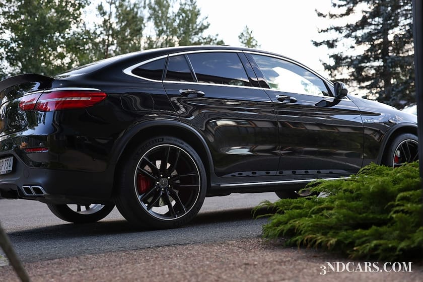 Bild 4 av Mercedes-Benz AMG GLC 63 S Coupé 4MATIC+ LÅGMIL SE SPEC
