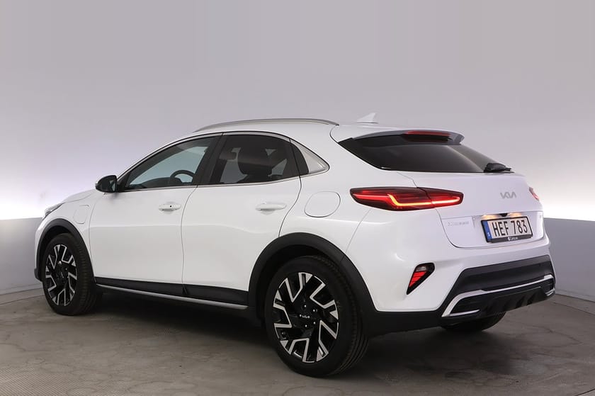 Bild 4 av Kia XCeed Plug-in Hybrid Action Kamera Adap.Farth Navi