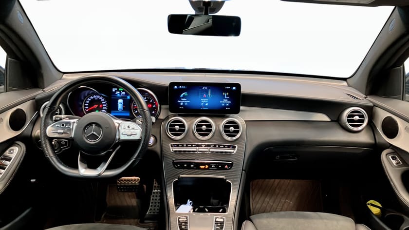 Bild 4 av Mercedes-Benz GLC 300 de Coupé 4MATIC / AMG-Line / Drag