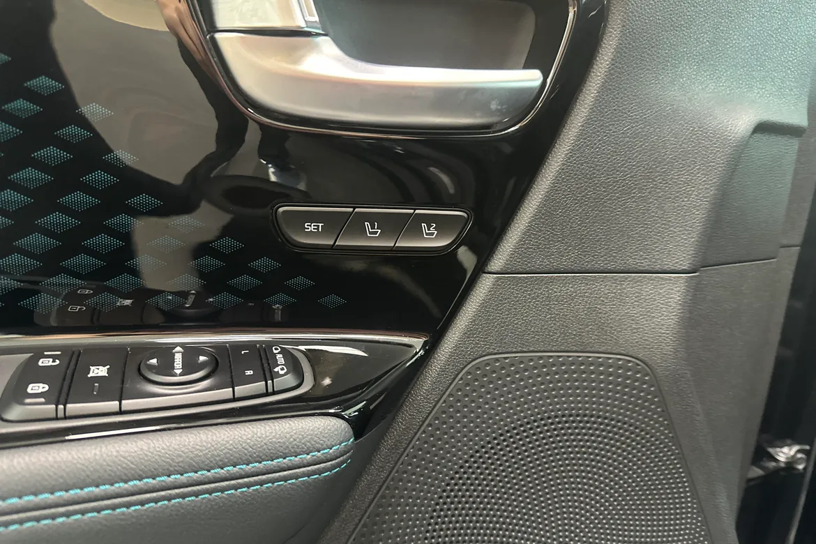 picture of a car