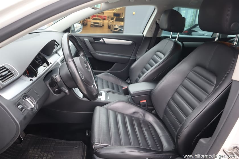 Bild 3 av Volkswagen Passat Alltrack 2.0 TDI BlueMotion Technology 4Motion 177hk Aut Skinn Dragkrok