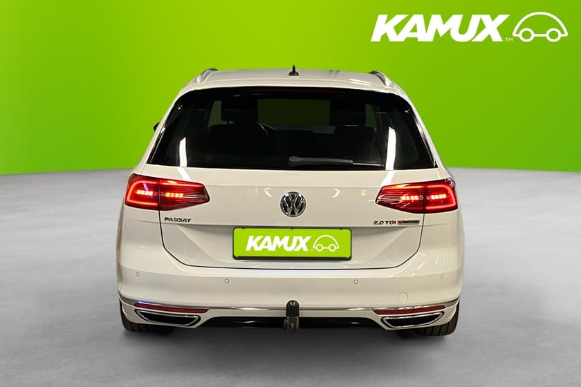 Bild 5 av Volkswagen Passat Sportscombi 2.0 TDI DPF SCR 4Motion DSG GT R-Line 190hk Drag Kamera