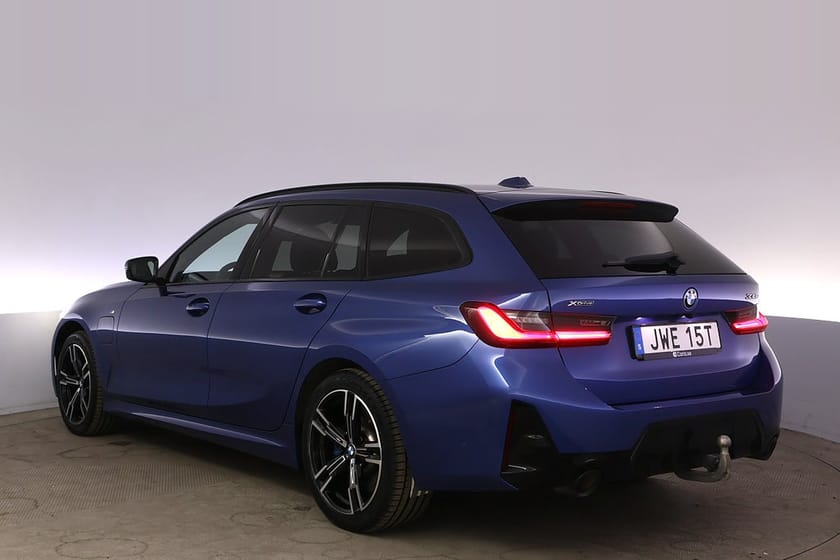 Bild 4 av BMW 330e xDrive Touring M-Sport Drag DAP Kamera Shadow