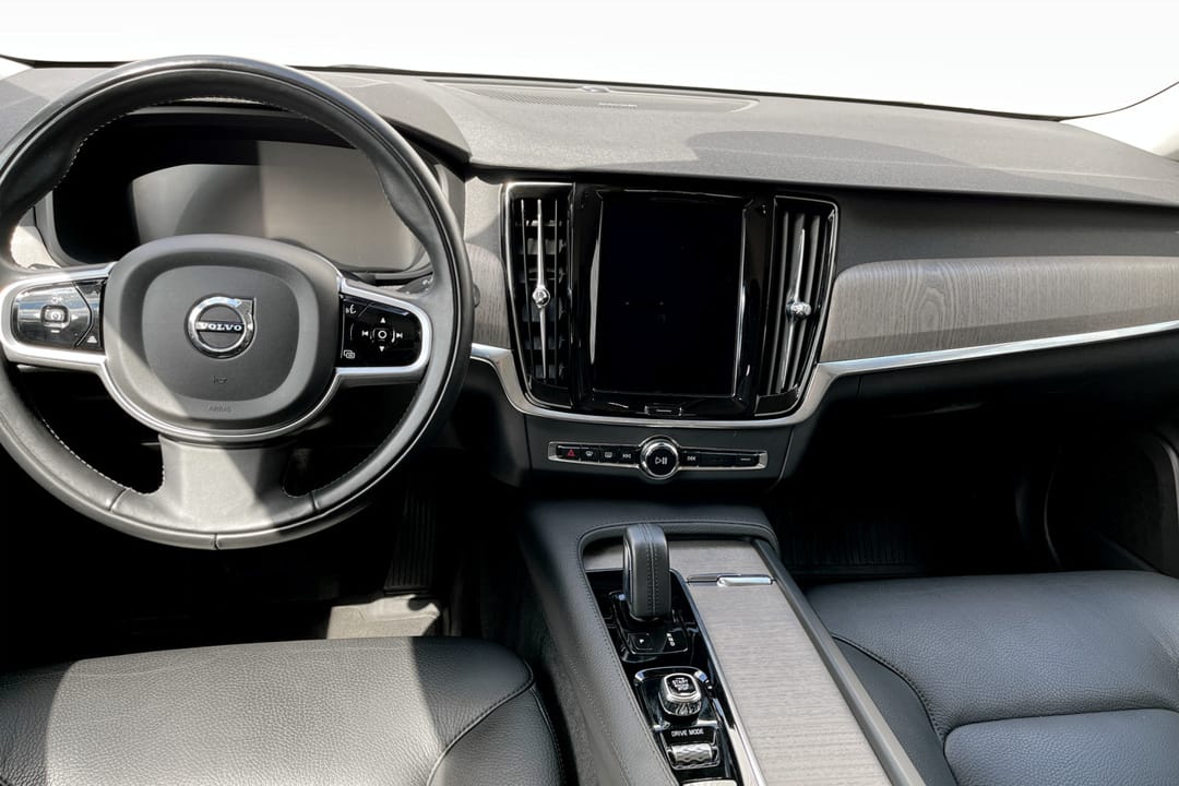 Volvo V90 Cross Country