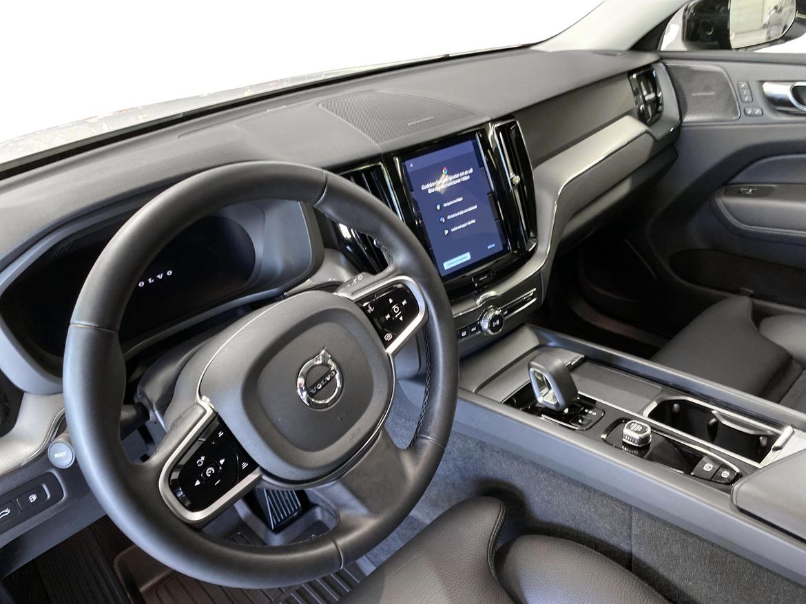 Volvo XC60 2025 - miniatyr 6