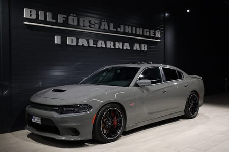 Dodge Charger SRT 392