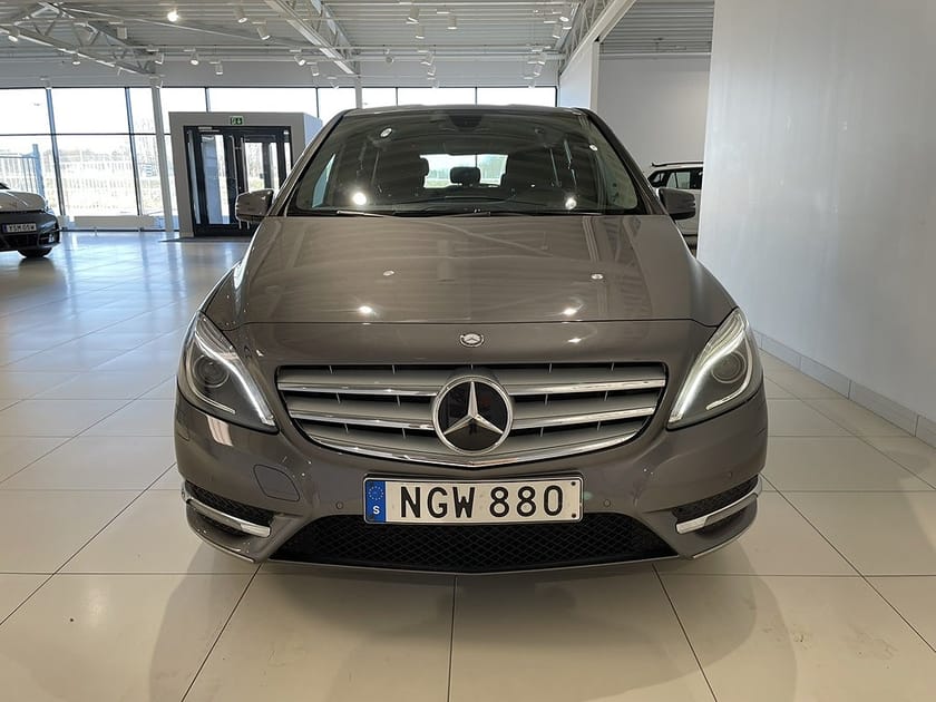 Bild 2 av Mercedes-Benz B 180 CDI BE BlueEFFICIENCÝ 7G-DCT 109hk V-Hjul Nybesiktad