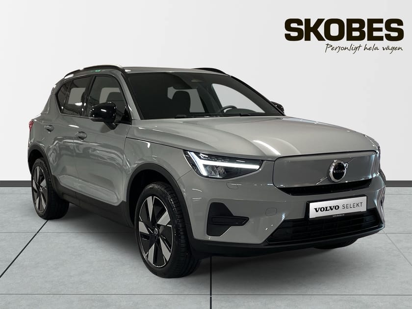 Bild 1 av Volvo EX40 Single Motor Extended Range Nya Lagerbilar