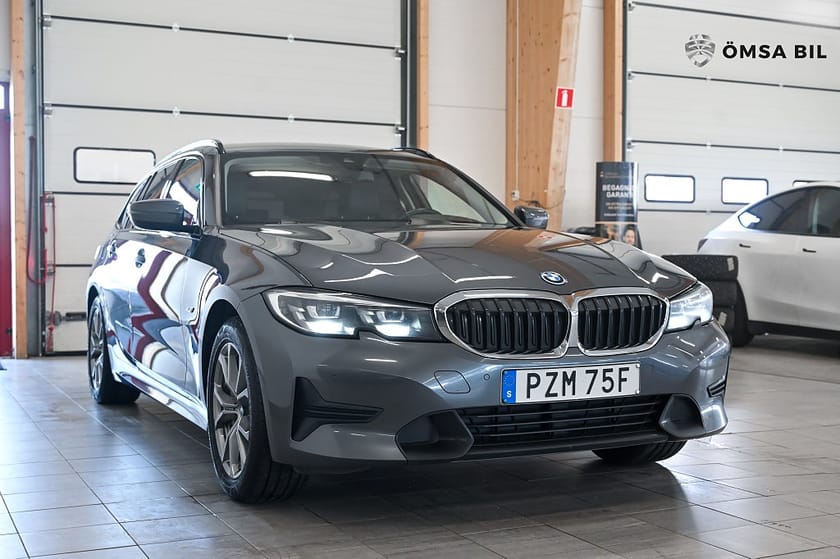 Bild 3 av BMW 330e Touring Sport Line Navi Carplay 292hk